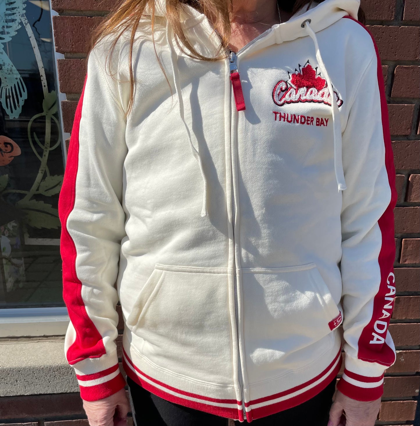 Souvenir Clothing - Ladies Full Zip Hoody - Thunder Bay, Canada