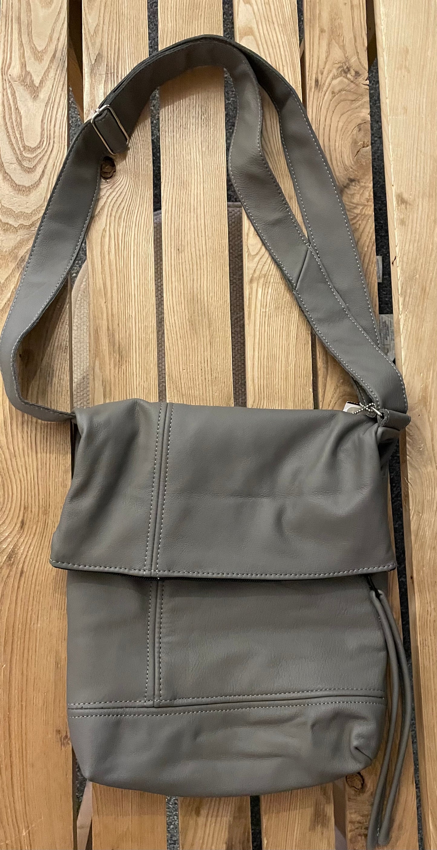 Hides in Hand Bag - Fold Over Purse - Black