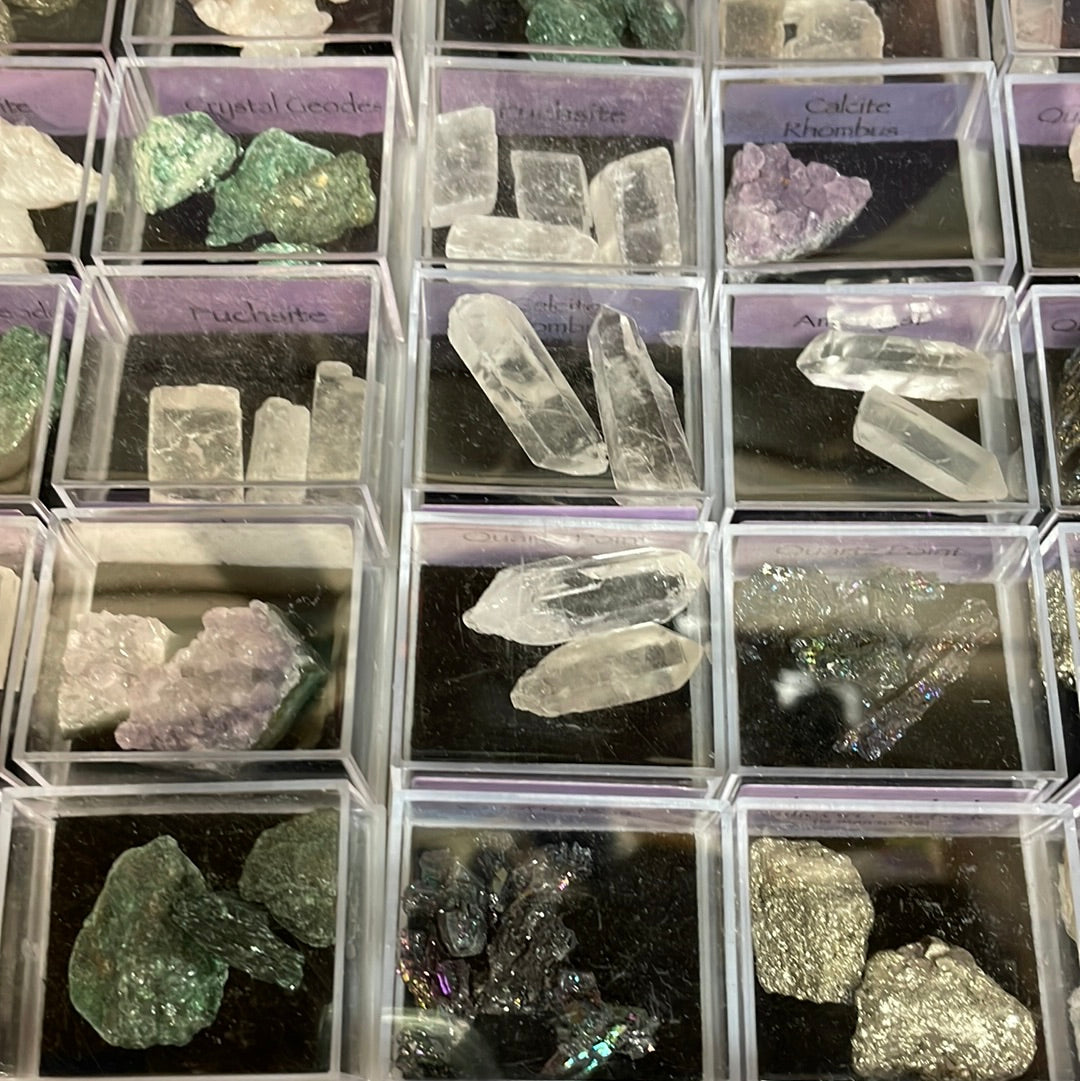 Souvenir - Rocks & Minerals