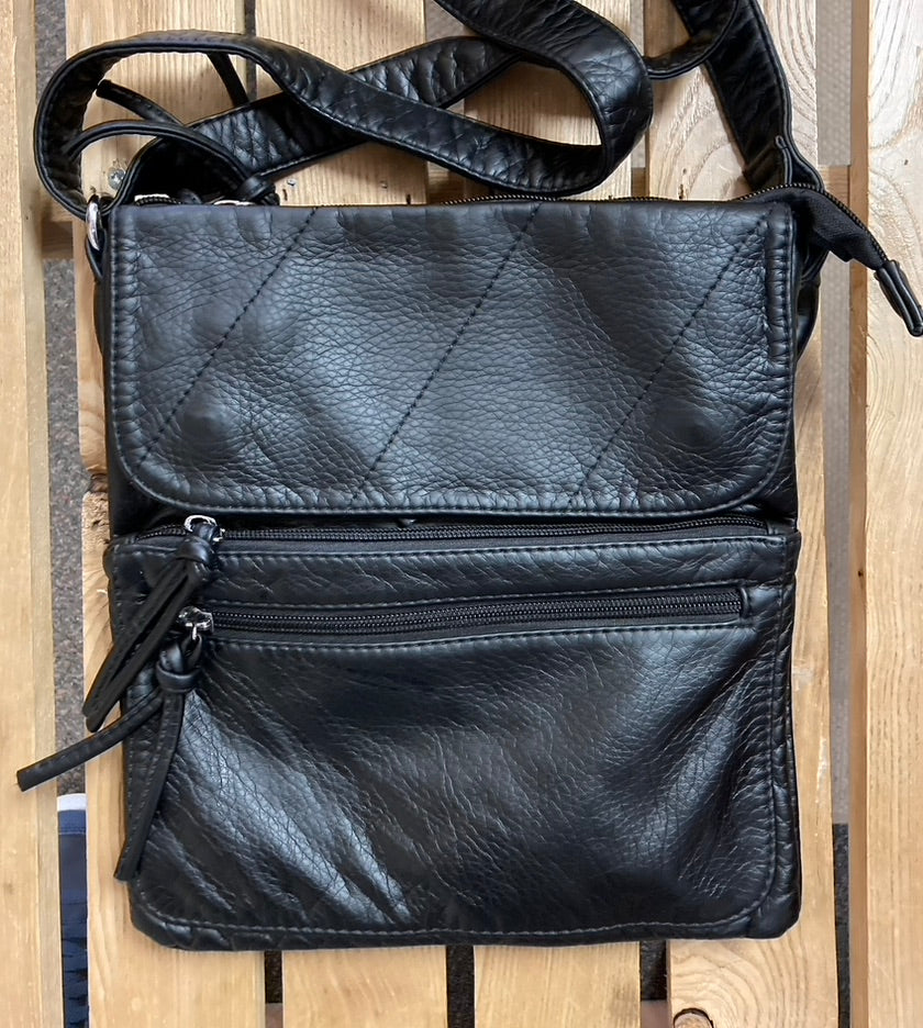 Cherie Bliss - Purse - Black