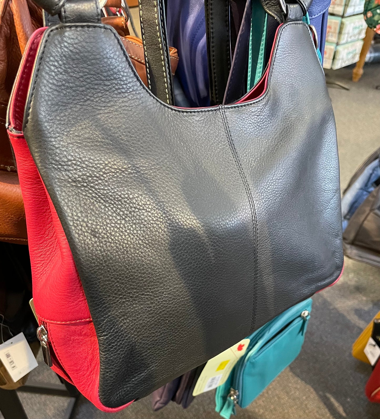 Leather Bag - Canadian Traveler - Red/Black