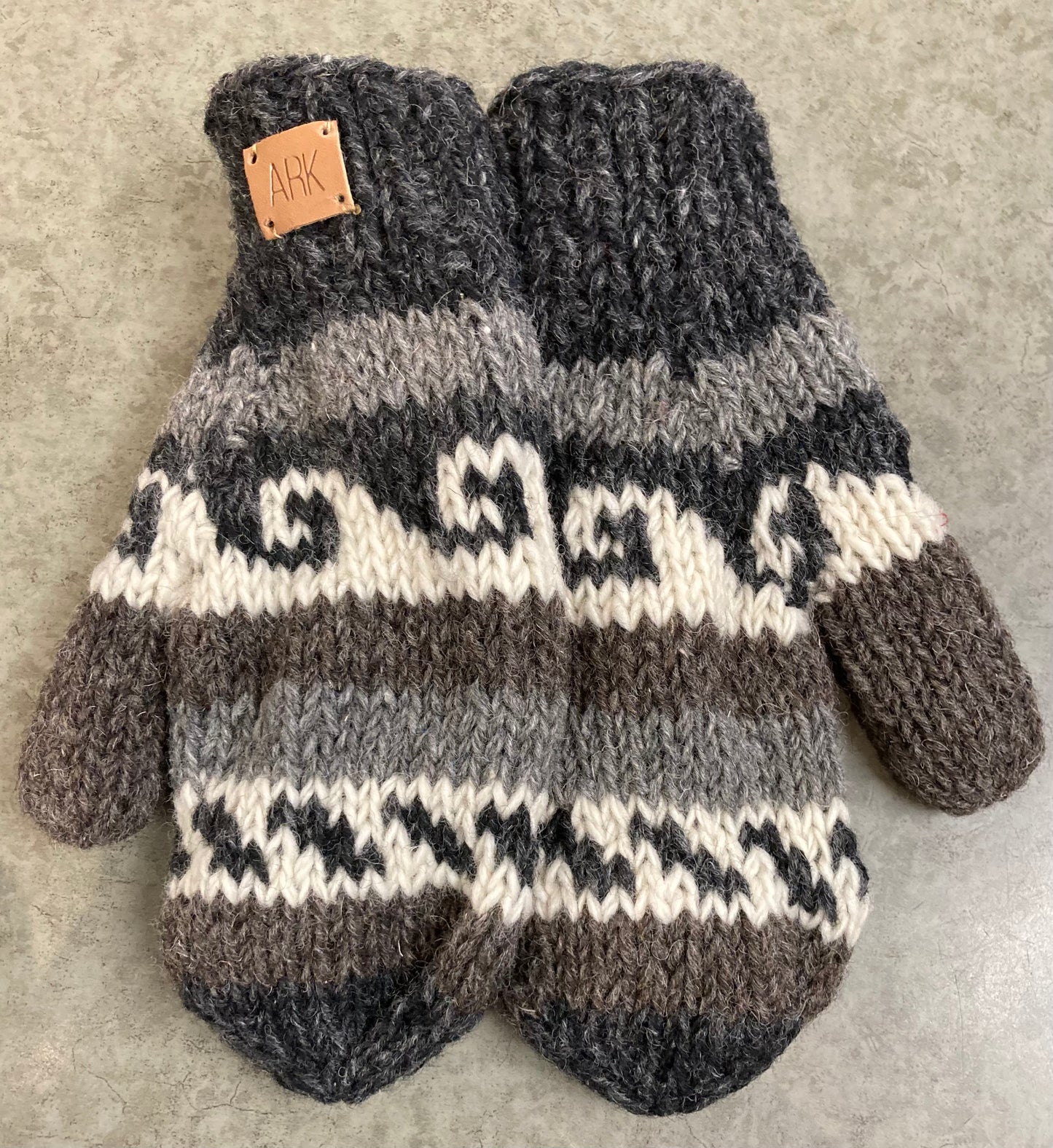 Souvenir Clothing - Wave Mittens - Assorted Styles