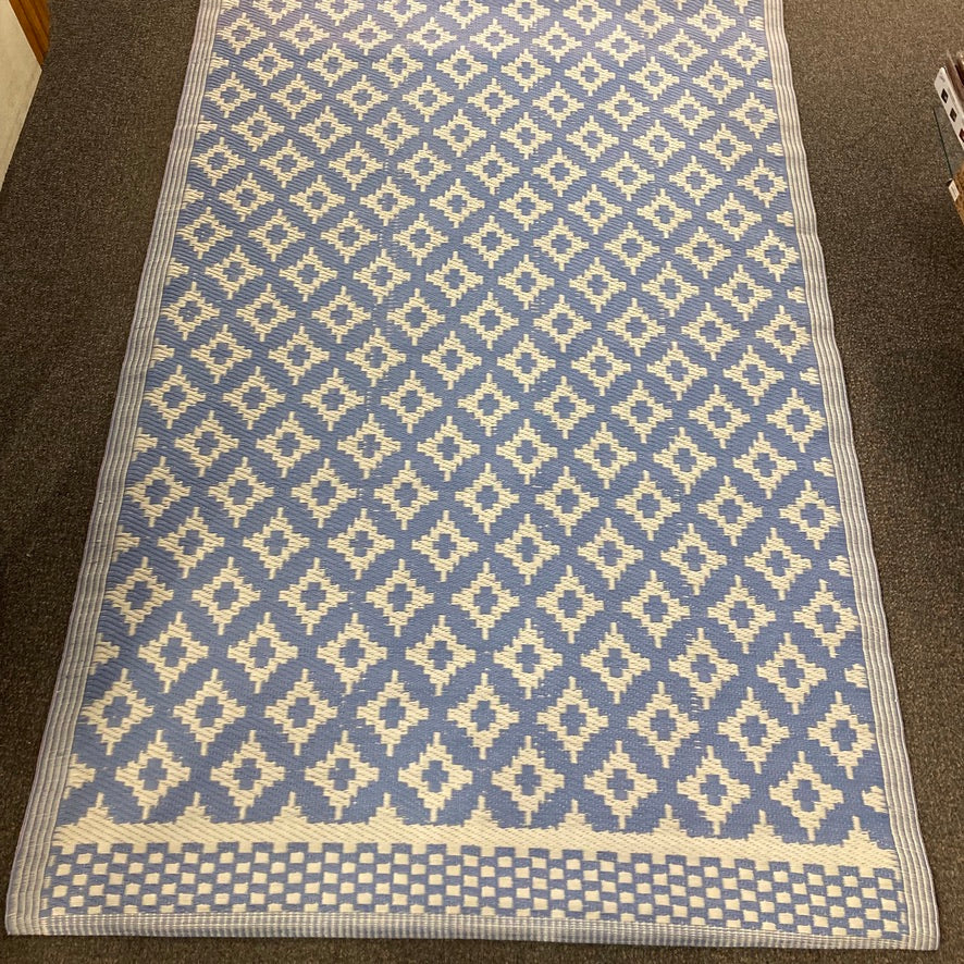 Outdoor Trellis Rug