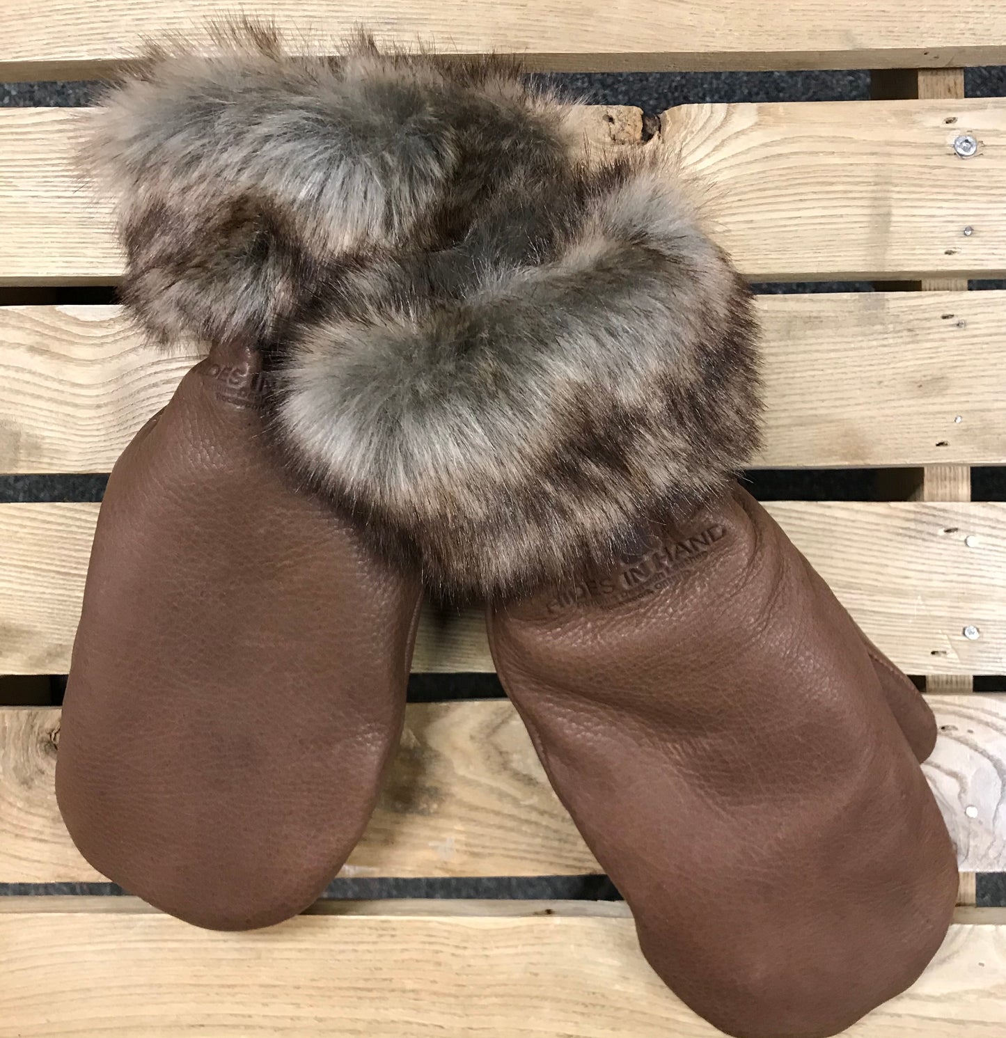 Hides in Hand - Deerskin Leather Mitt with Faux Fur Trim - Brown