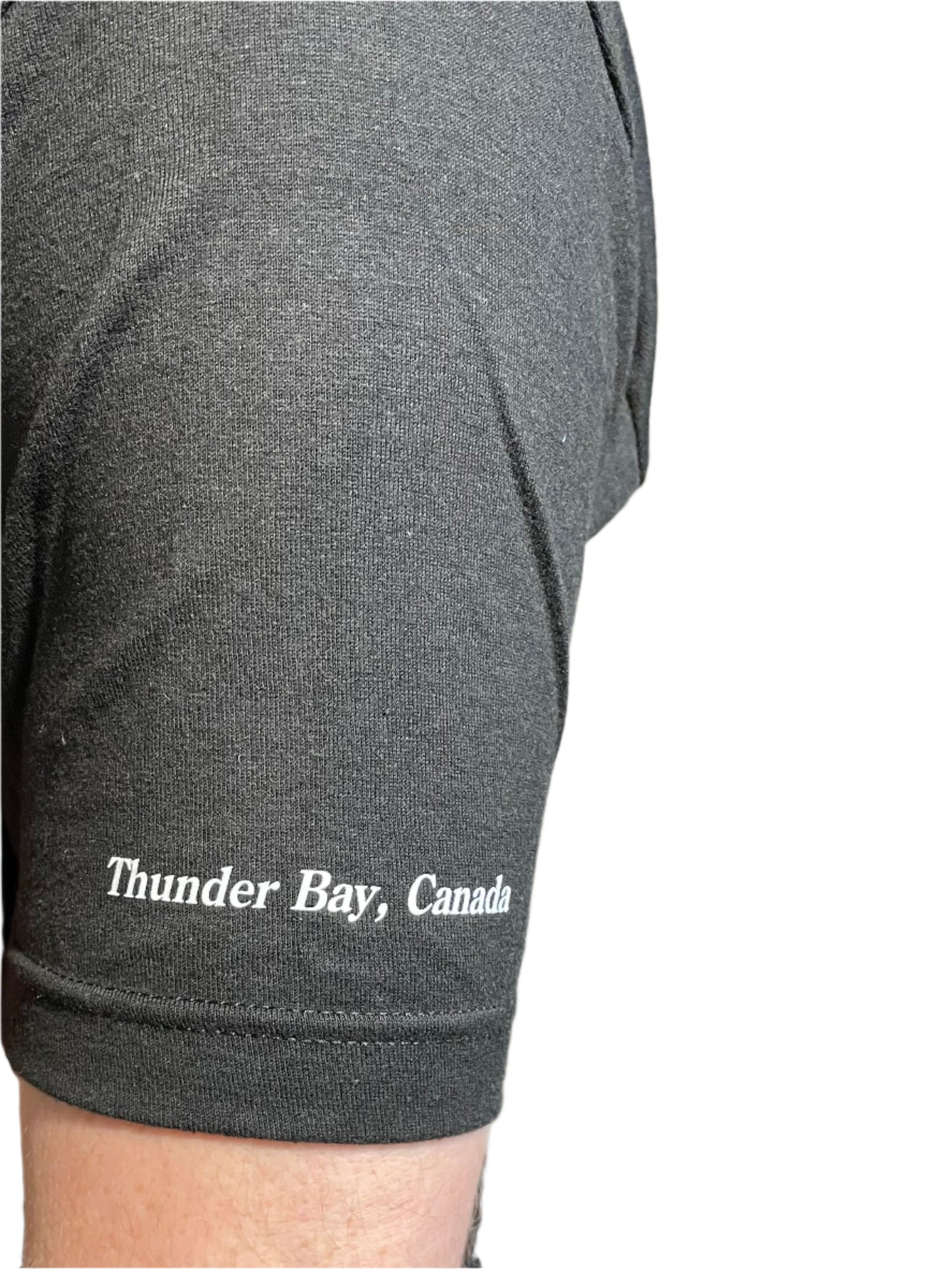 Souvenir Clothing - T-Shirt - Grey Wolf - Unisex - Thunder Bay, Canada