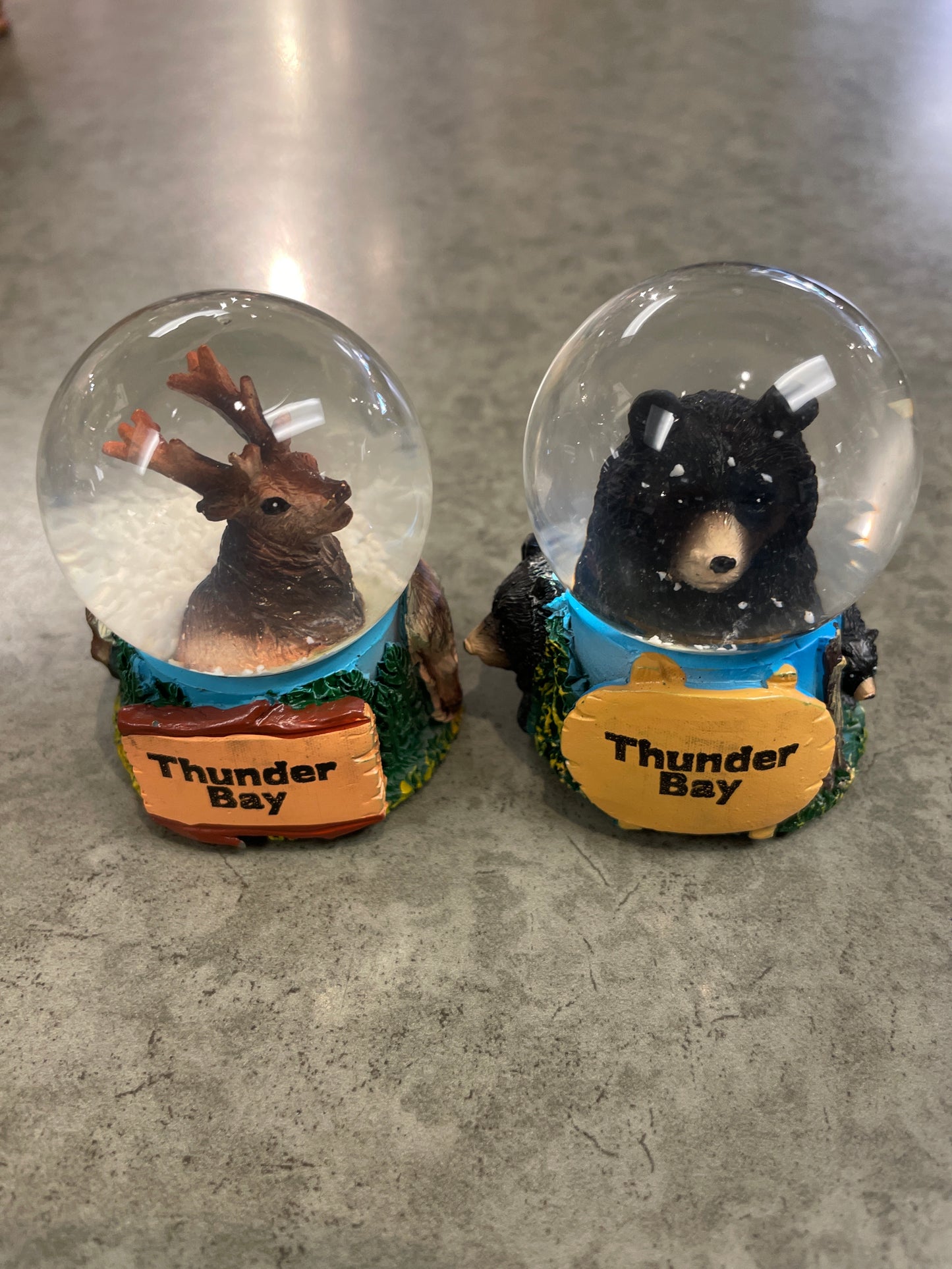 Souvenir - Snow Globe - Bear or Deer - Thunder Bay