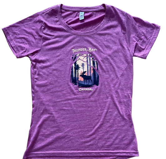 Souvenir Clothing - Ladies Comfy T-Shirt - Thunder Bay, Canada - Magenta Haze