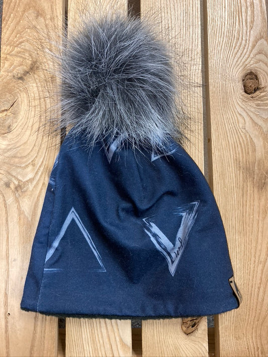 Souvenir Toque - Mama Bear