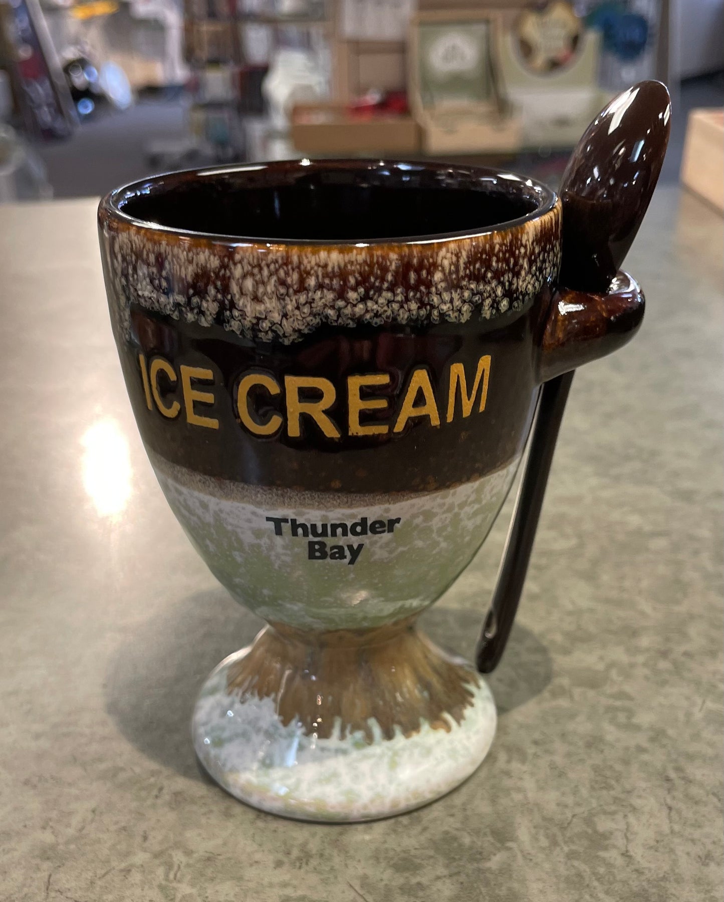 Souvenir - Ice Cream Mug with Spoon - Thunder Bay