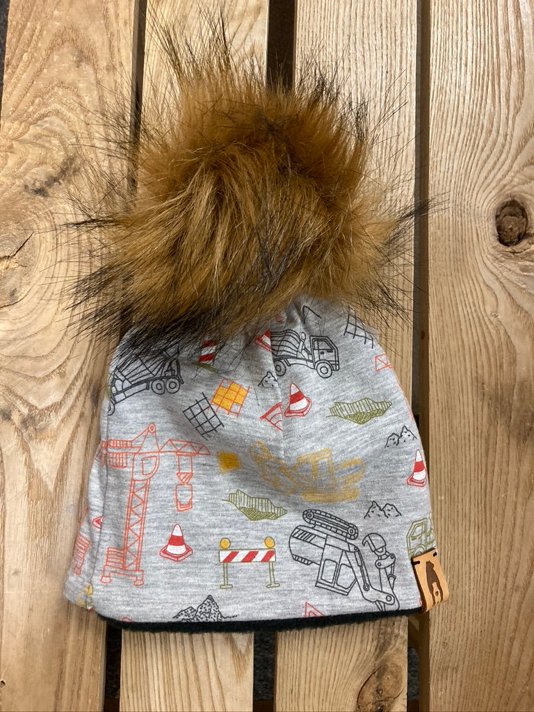 Souvenir Toque - Mama Bear