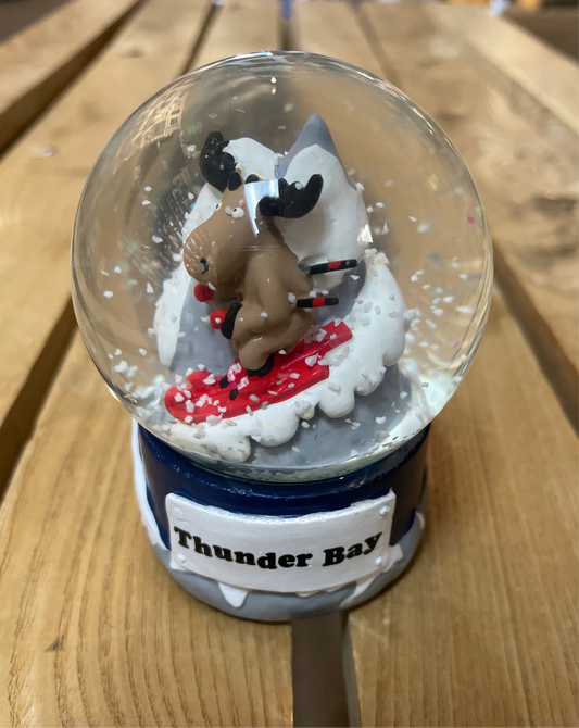 Souvenir - Thunder Bay - Snow Globe - Skiing Moose