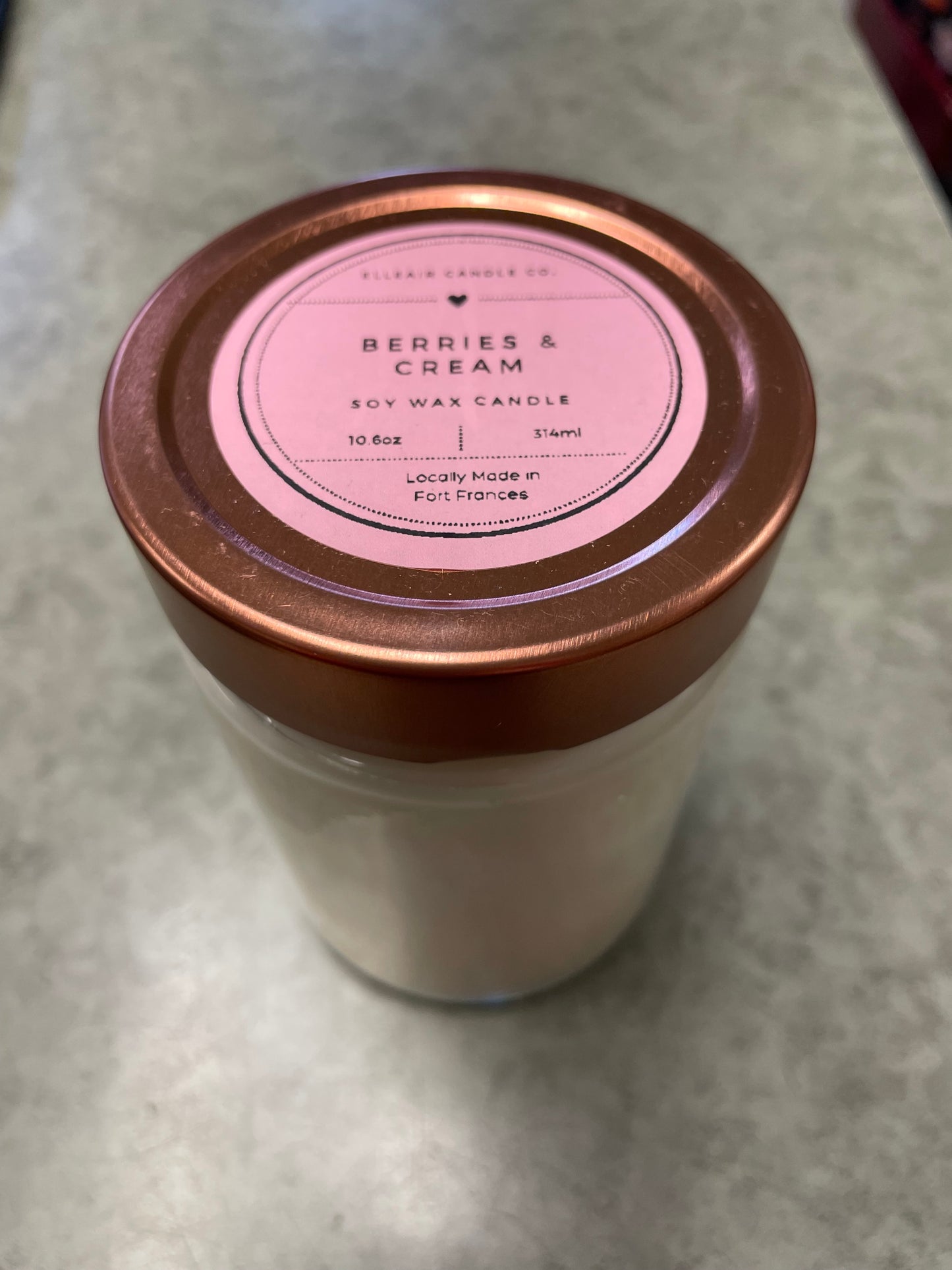 Elleair Candle Co. - *Consignment* - Berries & Cream - Candle