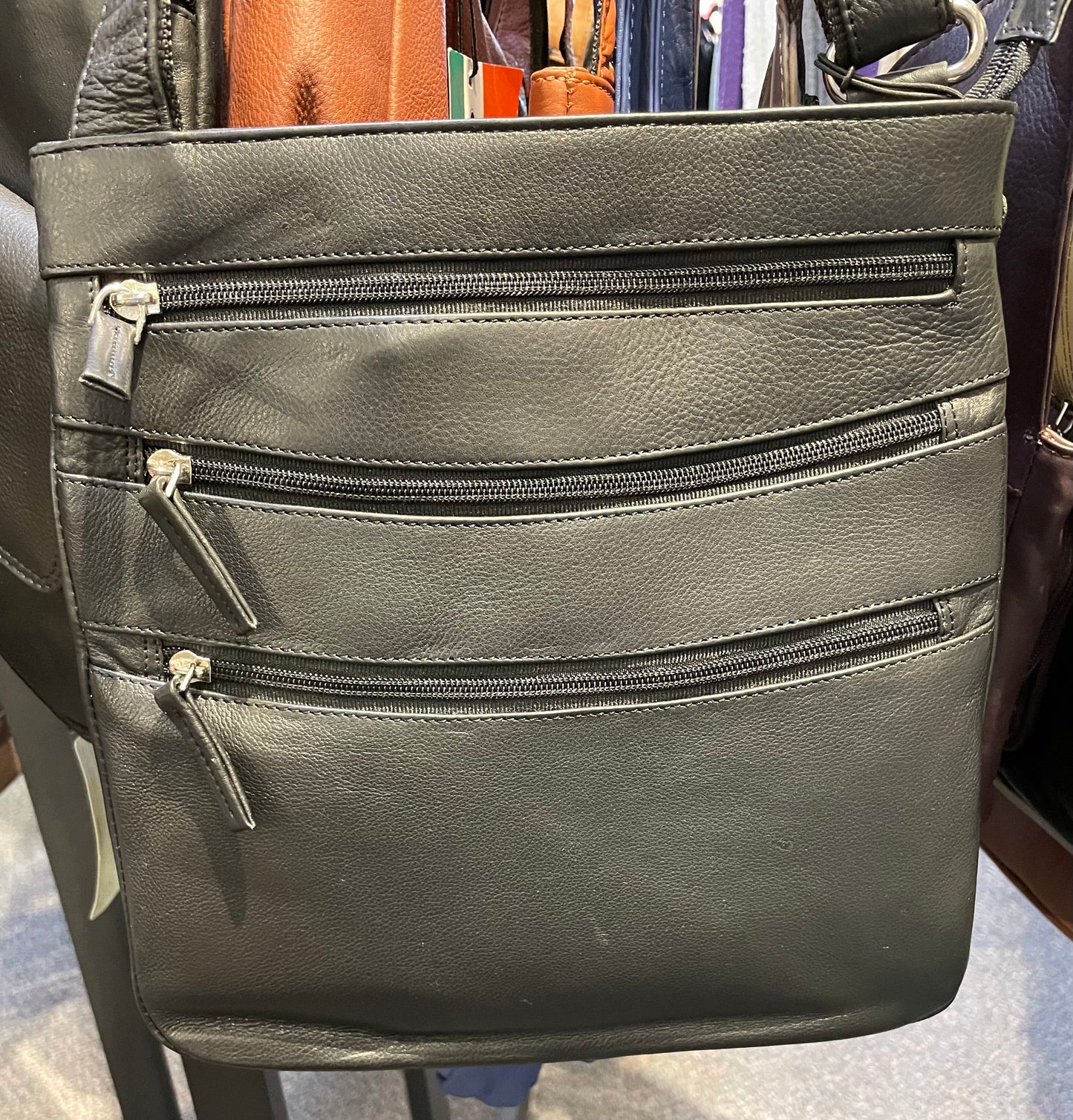 Leather Bag - Canadian Traveler - Black