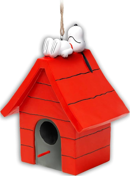 Garden - Snoopy Birdhouse