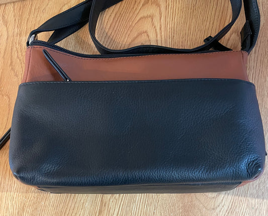 Leather Bag - Canadian Traveller - Black/Brown