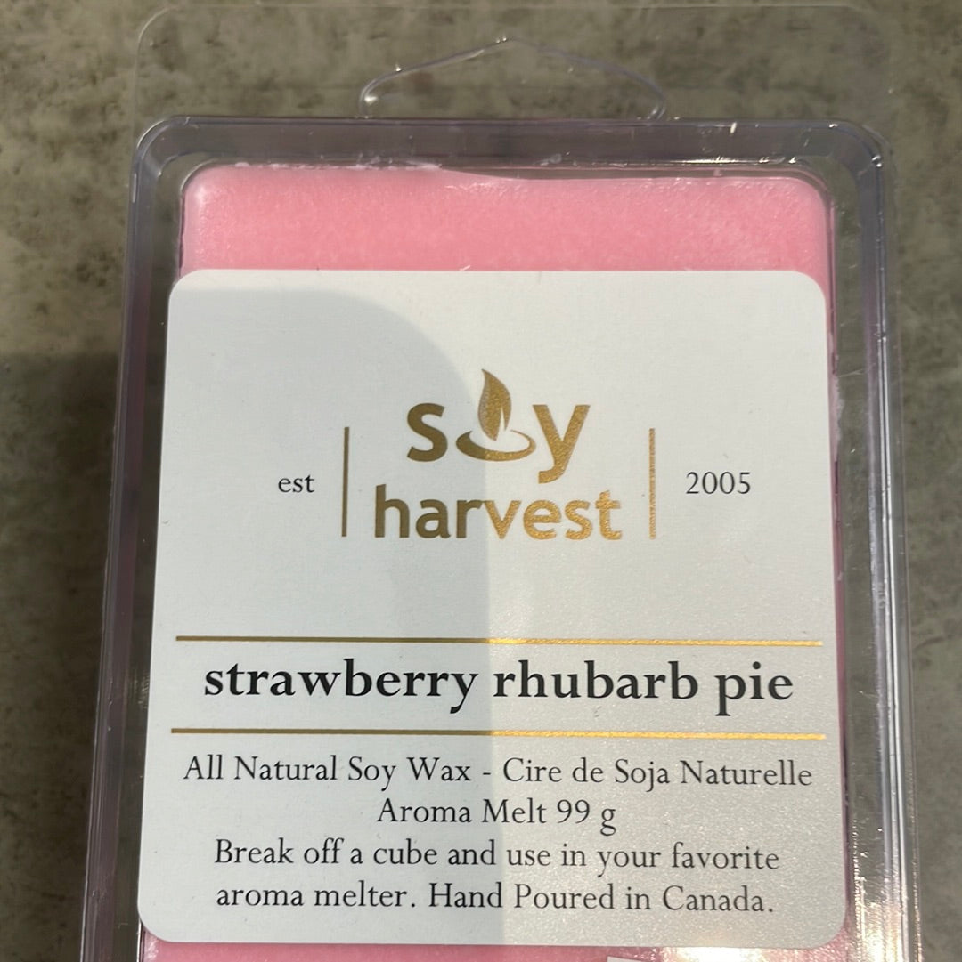 Soy Harvest Candles - Strawberry Rhubarb Pie