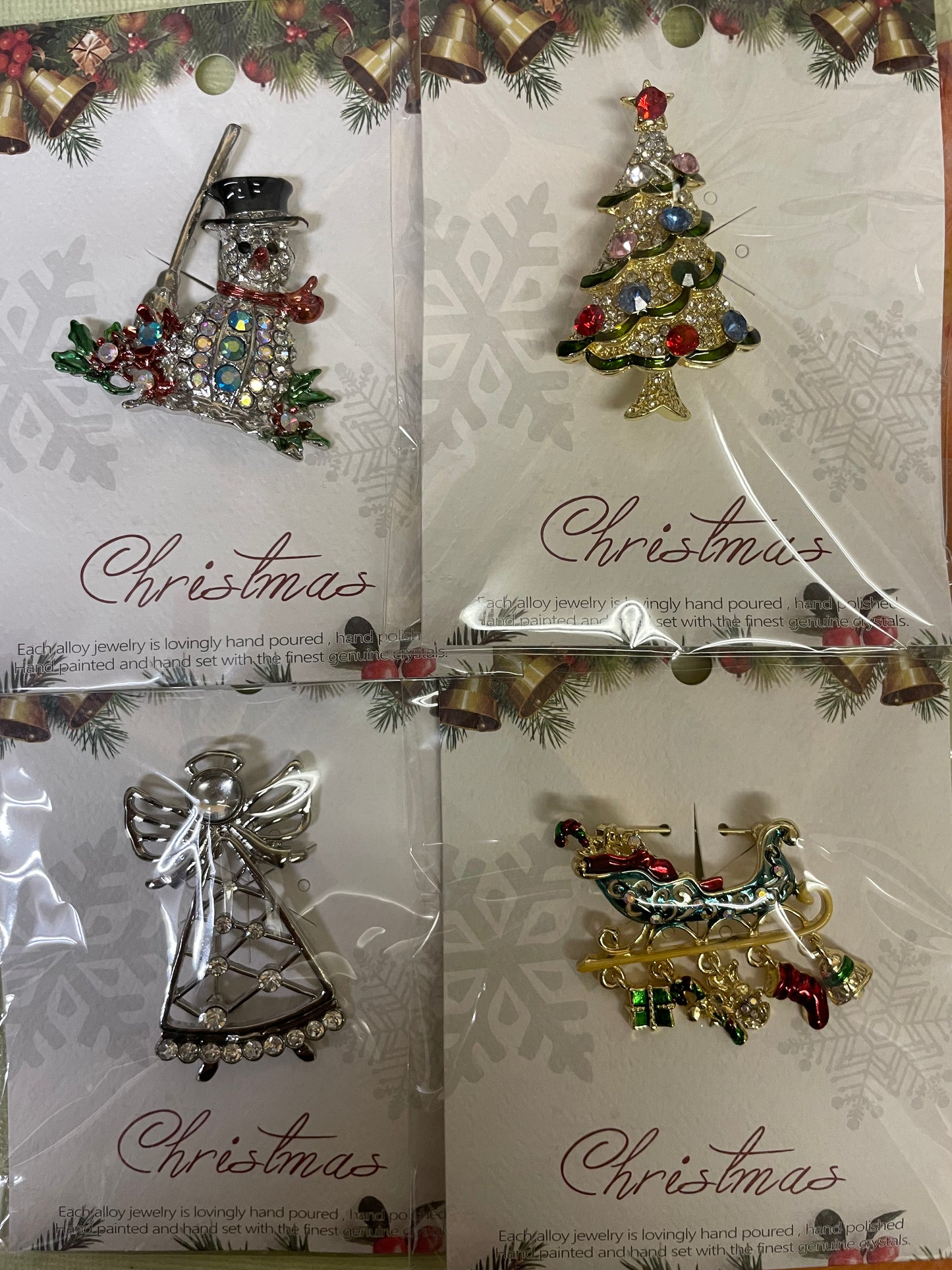 Christmas - Pins - Assorted Varieties