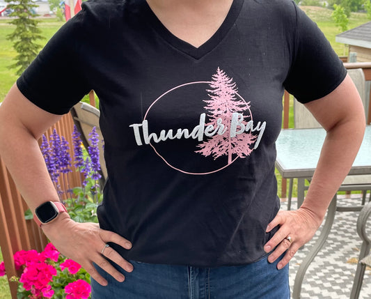 Souvenir Clothing - Ladies V-Neck T-shirt - Thunder Bay - Black