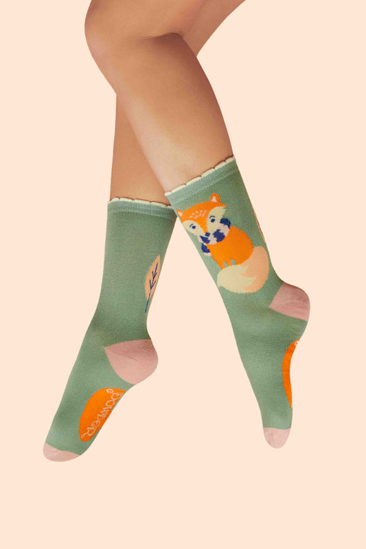 Powder Collection - Ladies' Ankle Socks - Cozy Fox