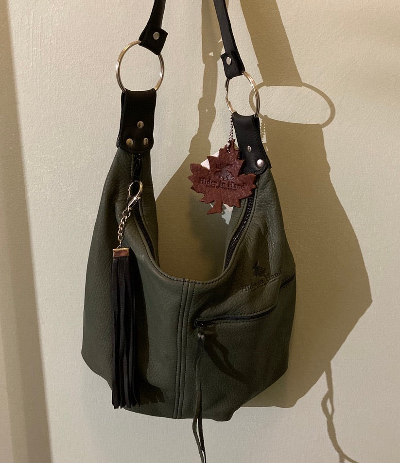 Hides in Hand Bag - Hand Bag