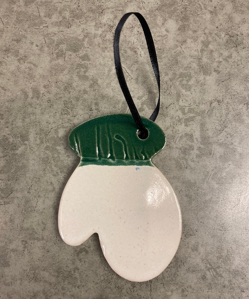 Christmas - Pottery - Ornament