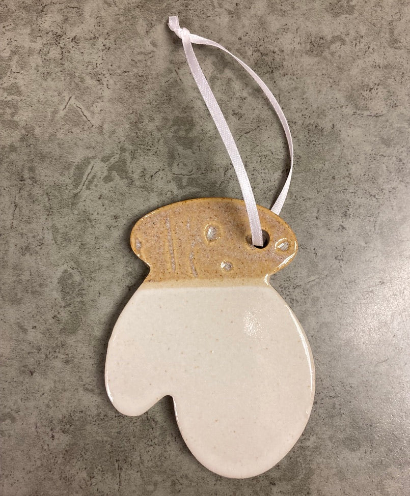 Christmas - Pottery - Ornament