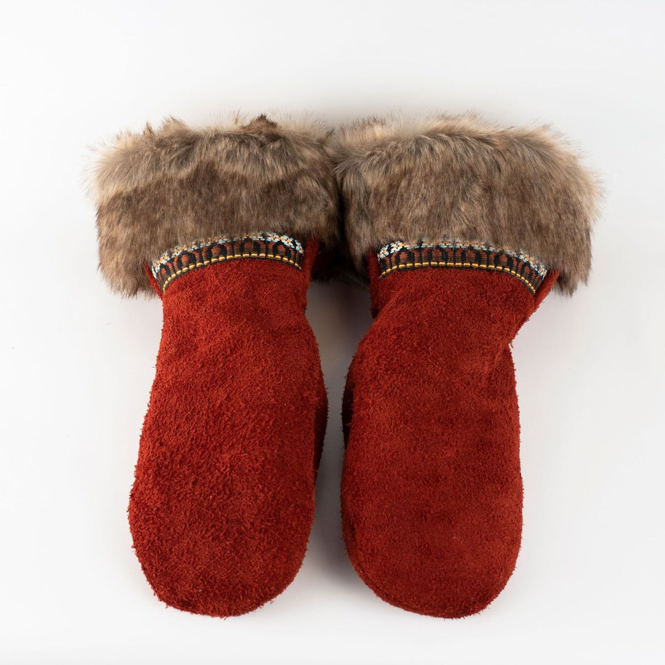 Hides in Hand - Buffalo Suede Gauntlet Mitts with Faux Fur Trim and Braid - Red
