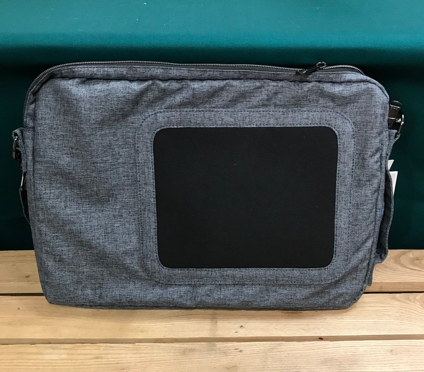 Lug Bag - Delta 15" Laptop Case - HR Grey